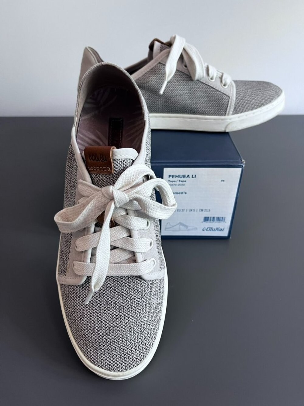 OluKai Pehuea Li Women's Tapa/White Sand Casual Sneakers 20379-Sz 7